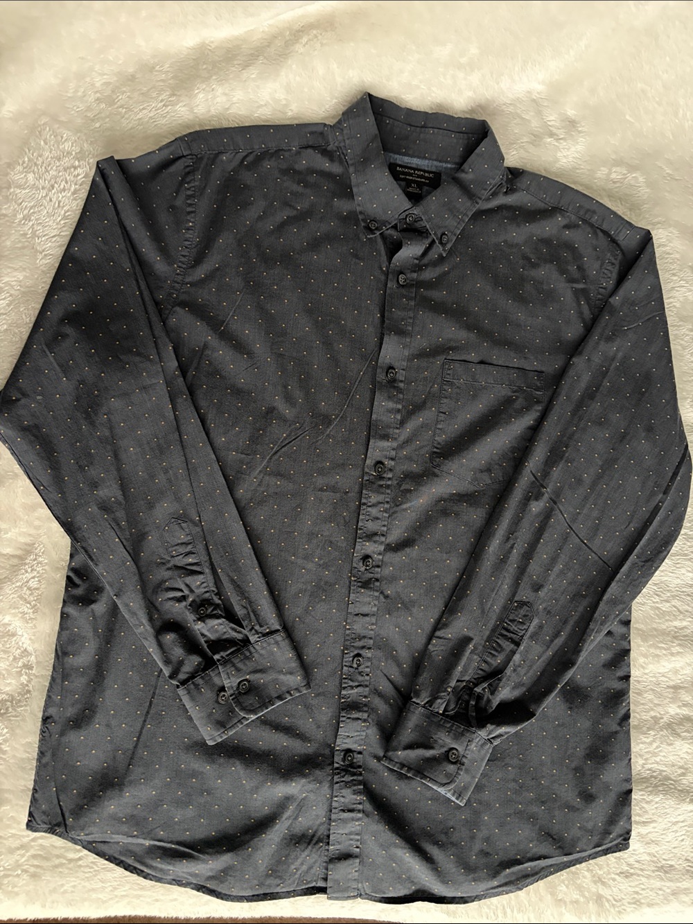 Banana Republic Button Down Shirt | Soft Wash/Standard Fit | Navy Dot | Men’s XL